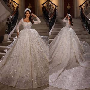 Bruiloft prachtige pailletten jurk kogel jurk op maat gemaakte vierkante nek volle mouw kanten kralen lange treinkerk bruidsjurken es