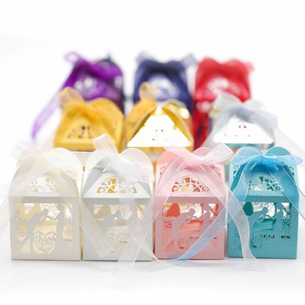 Cajas de recuerdos de boda, caja de regalo pequeña hueca tallada para dulces personalizados, caja de boda blanca con decoración de cinta