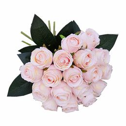 Wedding Flowers 18 -stcs/Lot Rose Artificial Bouquet Flower voor Home Party Decoratie Handgemaakte nep Kerstmis
