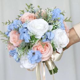 Bruiloftsbloemen Kunstmatige blauwe en roze boeketdecoraties Handbediende bloemenambachtenbenodigdheden Pografie rekwisieten