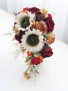 Fleurs de mariage bouquets bordeaux Accessoires Bouquet de mariée avec tournesols