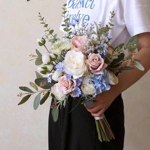 Flores de boda Eillyrosia Rosa blanco Bouquet nupcial Bouquet Blue Hydrangea Verde Eucalipto Playa Playa para la novia Artificial