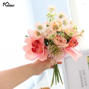 Fleurs de mariage Meldel Bouquet artificiel Silk Rose Flower Pompom Orchid Bridesmaid Party Supplies Mariage Decor