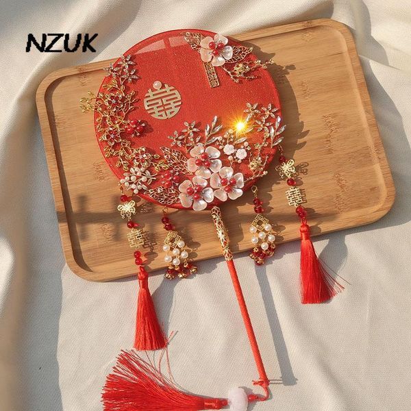 Fleurs de mariage NZUK perles rouges perlées ventilateur de luxe style chinois gland bouquet de mariée mariée classique artificielle