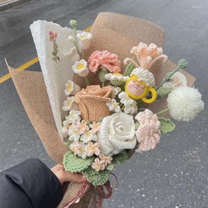 Fleurs de mariage Rose Amande Tissu artificiel à aiguille de demoiselle d'honneur Bouquet Bouquet Mariage Fleur à fleur tissée pour les amoureux