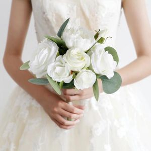 Fleurs de mariage Bouquets de cadeau de rose pour mariée de la mariée