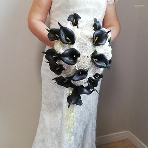 Flores De Boda Whitney Black Calla Lily Con Rosas De Marfil Ramo De Novia En Cascada Lujosos Ramos De Flores Para Novias