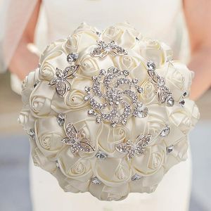 Bruiloft bloemen wifelai-a handgemaakte rode kunstmatige rozenrode strass bruid bruidsmeisje buequet diamanten broche bouquet bloem w292wedding