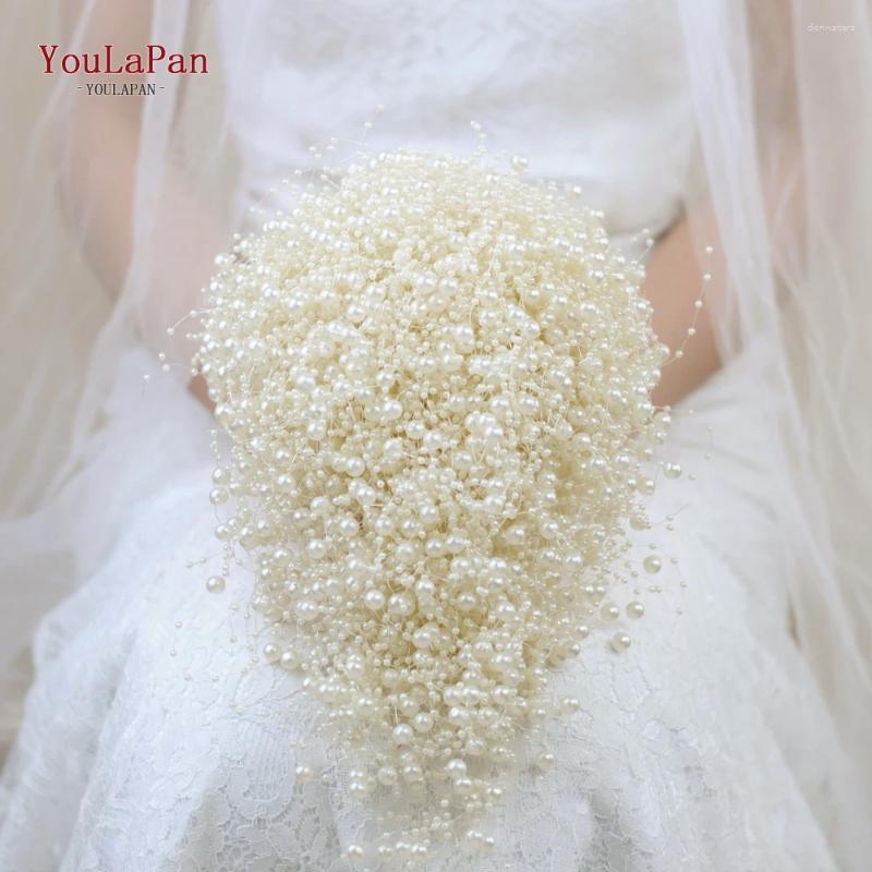 結婚式の花Youlapan Luxury Flower Bouquet手作りの白い象牙の花嫁パールブライダル飾りF24