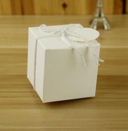 Boîtes-cadeaux de mariage Boîtes de mariage Boîtes cadeaux Party de mariage Blanc Kraft Paper Box 7 X7 X7CM5543422