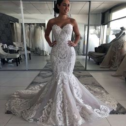 Bruiloft prachtige zeemeerminjurk lieverd nek dubai ontwerp kanten appliques backless formele feestjurken vestidos de novia