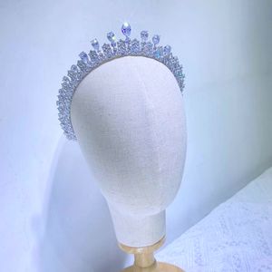 Bruiloft haar sieraden asnora mode aaa cz bruids kroon accessoires geometrische vorm long crystal headband prom banket tiara a01388 230112