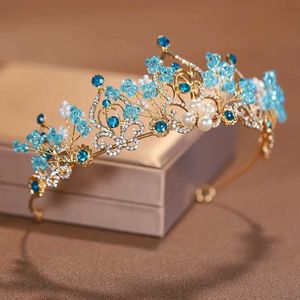 Bijoux de cheveux de mariage Itacazzo Headwear Headwear Blue Colour Dreater Style Fashion Ladies Crown for Wedding