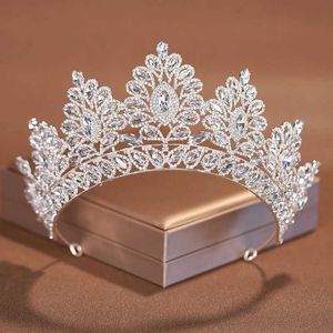 Bruiloft haar sieraden itacazzo bruids hoofdteksel kroon schoonheid optocht grote tiara's geschikt voor dames bruiloften verjaardagen optredens feesten