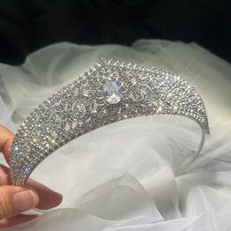Bruiloft haar sieraden luxe aaa kubieke zirkoon bruids tiaras kronen kristallen hoofdtooi optocht diadeem bruid hoofdband accessoires 230112