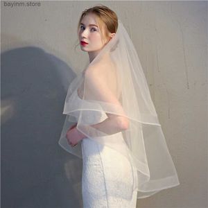 Bruiloft haar sieraden eenvoudige en korte dubbel gelaagde hoofddoek bruid trouwjurk hot verkoopaccessoires met haarkam en prachtige elastische gaas