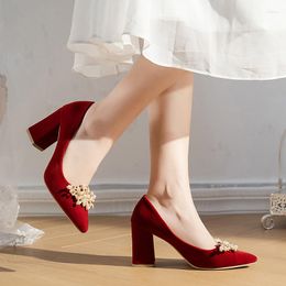 Wedding High Pearl Shoes Ladies Red 2024 Sandalen Hakken Pless Toe D chunky hiel 5 cm 7cm banket vrouwen Zapatos 725 842 5 5