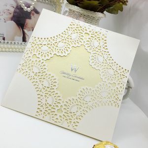 Huwelijksuitnodigingen Laser Cut Bruiloft Uitnodigingen Huwelijksuitnodigingen Kaart Sets Lege Binnen Pagina met Witte Envelop, Sealing Sticker