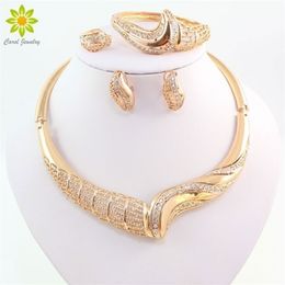 Bruiloft sieraden ingesteld voor accessoires Afrikaanse kralen kristallen hanger statement jurk ketting oorbellen armband ring 221109