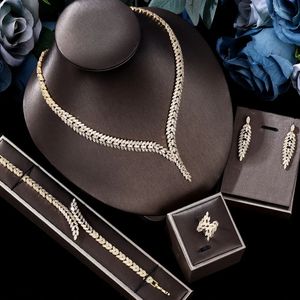 Bruiloft Sieraden Sets 4 Delige Set Nigeria Bruid Zirkonia Dubai Ketting Armband Oorbellen CZ Kristal 231013