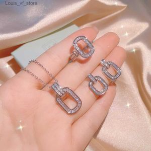 Bruiloft sieraden sets 925 zilveren mode populaire rechthoekige gesp ring oorbellen ketting driedelige verlovingsfeestje verjaardag H240426