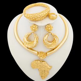 Ensembles de bijoux de mariage Dubai 18 carats couleur or ensemble pour femmes tendance boucles d'oreilles carte africaine conception pendentif collier bracelet bague de mariée 231219