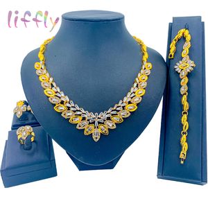 Ensembles de bijoux de mariage Dubai Gold Set pour femmes indien 24 K Plaqué Collier Bague Boucles D'oreilles Bracelets Accessoires Cadeaux 230809