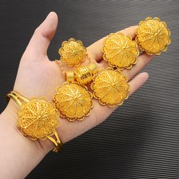 Conjuntos de joyas de boda Conjuntos de joyas nupciales chapadas en oro etíope Collar Pendientes Anillo de brazalete Regalos Conjunto de joyas de boda para mujeres 230516