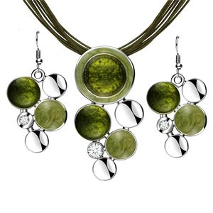 Ensembles de bijoux de mariage, chaîne en corde verte, perles rondes, pendentif, collier, boucles d'oreilles, haute qualité, été, 231012