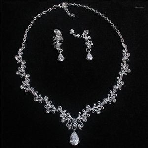 Bruiloft sieraden sets mode zirkoon delicate bruids choker kettingen en druppel oorbel voor vrouw feestjurk accessoires