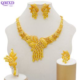 Ensembles de bijoux de mariage couleur or pour femmes collier boucles d'oreilles Dubai africain indien accessoire de mariée ensembles de fleurs 230804