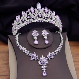 Bruiloft sieraden sets prachtige paarse kristallen bruids voor vrouwen zilveren kleuren tiaras oorbellen kettingen kroon set mode 230822