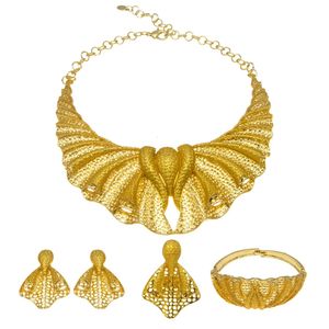 Bruiloft Sieraden Sets Italiaans Goud Kleur Vrouwen Dubai Plated Ketting Oorbellen Set Mode Armband Ringen Memorial Gift 231012