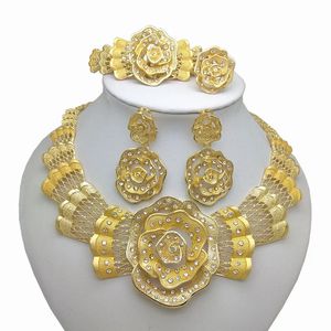 Ensembles de bijoux de mariage royaume Ma mode africaine Constume perles ensemble Nigeria femmes collier boucles d'oreilles dubaï couleur or 231208