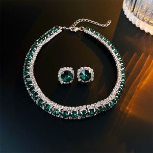 Wedding Jewelry Sets Luxury Emerald Necklace Earrings Set Vintage Neckchain EarStuds Elegant Banquet Bride Girl Women Accessories 230608