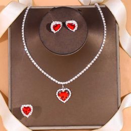 Juegos de joyería de boda Stonefans Simple Red Crystal Heart Juego de novia para mujeres Pendientes de collar romántico anillo Regalos africanos