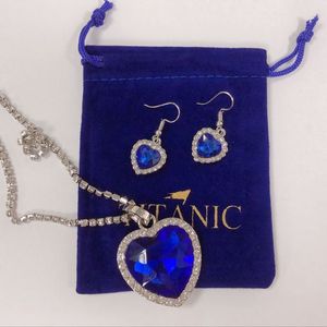 Conjuntos de joyería de boda Titanic Heart of Ocean Blue Heart Love Forever Collar colgante con pendientes Titanic Bolsa de terciopelo 230907