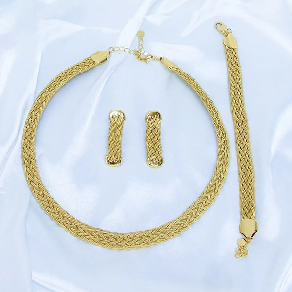 Ensembles de bijoux de mariage en gros couleur or tresse boucles d'oreilles creuses collier ensemble femmes Dubaï Afrique luxe Punk bijoux collier ras du cou accessoires 231013
