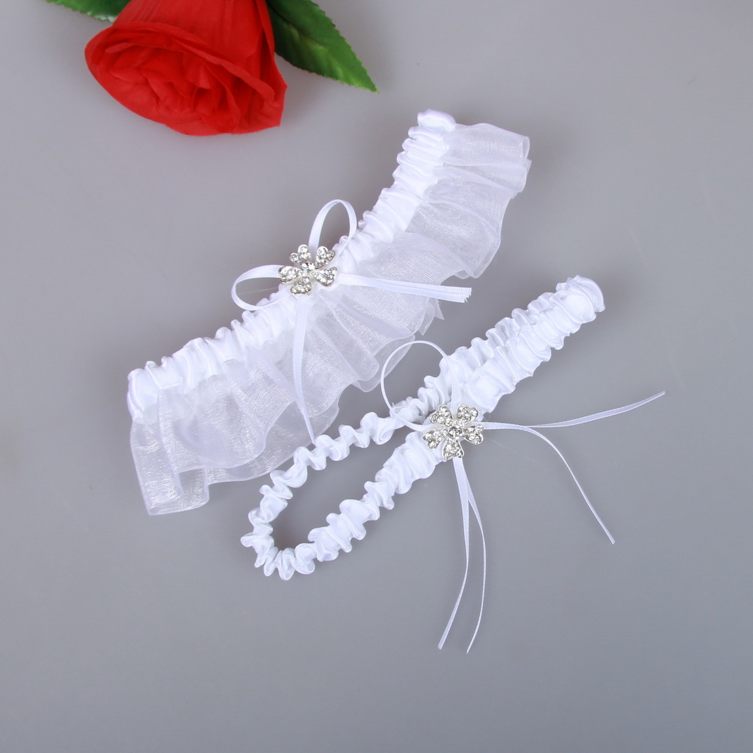 White Bridal Garters Belt Organza Sexy Feminine Crystals Wedding Leg Garters Bow 2 Pcs Set Prom Homecoming Free Size 15-23 Inches White