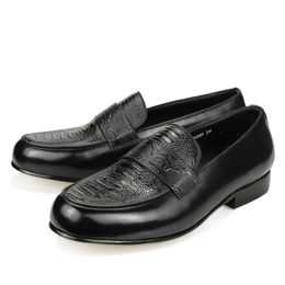 Mariage masculin masculin chaussure de chaussures modes de robe en cuir imprime les chaussures de mode confortables doublure en peau de porc chaussures décontractées 8427 s