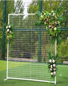 Décor de fête de mariage Grille carrée en fer forgé arc arc or blanc noir en mailles de fond de dossier de fond de section Géométrie9560843