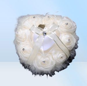 Oreiller pour alliances de mariage avec boîte en forme de cœur, coussin en Satin Rose en forme de cœur, fournisseurs créatifs de mariage, haute qualité BS57085099410