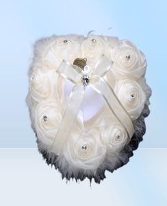Oreiller de l'anneau de mariage avec coeur boîte de coeur floral en satin rose coussin mariage fournisseurs créatifs de haute qualité BS57082327187
