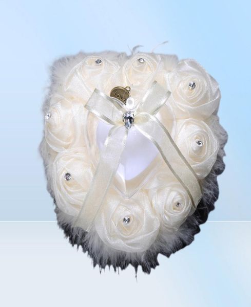 Almohada de anillo de boda con caja de corazón Floral Shape Satin Rose Cushion Matrimonio Creativo Proveedores Creativos de alta calidad BS57082327187