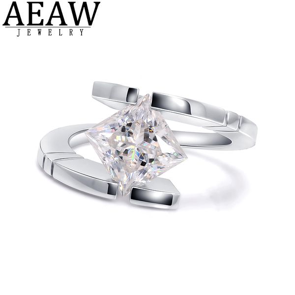 Anneaux de mariage 1.0carat D Couleur Sparkling Princess Square Ring Classic Tension Set Pass Diamond Test 14k Real Solid White Gold 230727