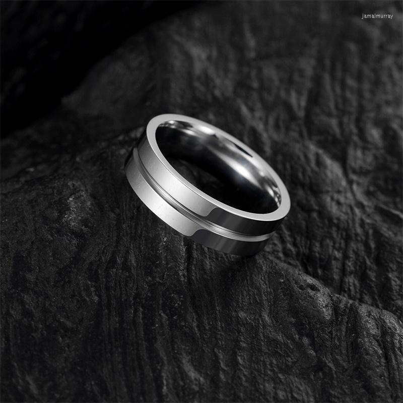 Wedding Rings 2023 Europese en Amerikaanse eenvoudige mode -sieraden Groothandel Standaard US Grootte 6mm brede middelste groef roestvrijstalen ring