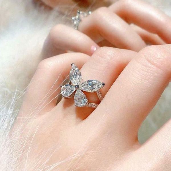 Anillos de boda 2023 moda mujer mariposa versátil anillo Simple Animal temperamento cristal diamante joyería novia Engag