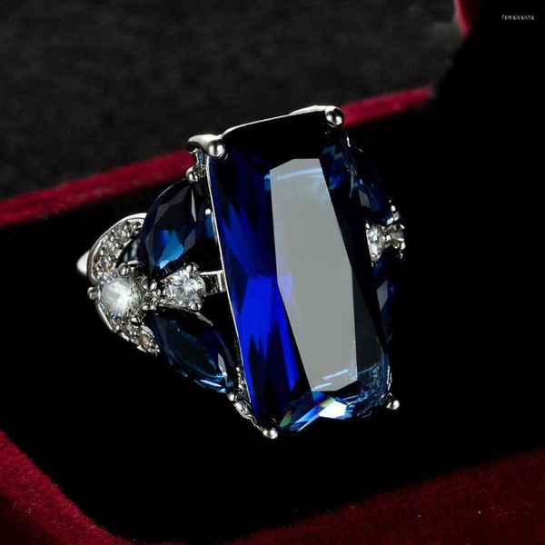 Anneaux de mariage 2023 saphir bague de fiançailles mode européenne et américaine oeil de cheval bijoux de haute qualité en gros