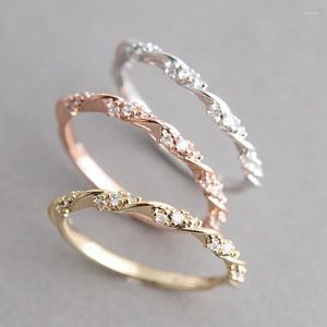 Anneaux de mariage 3 couleurs en métal dans des bijoux féminins mignons à la mode romantique Vintage bandes torsion bague cadeau