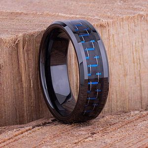 Anneaux de mariage 8MM Hommes Mode Noir Bague en carbure de tungstène Bleu Fibre de carbone incrustée Bande de fiançailles Bijoux Cadeau pour hommes